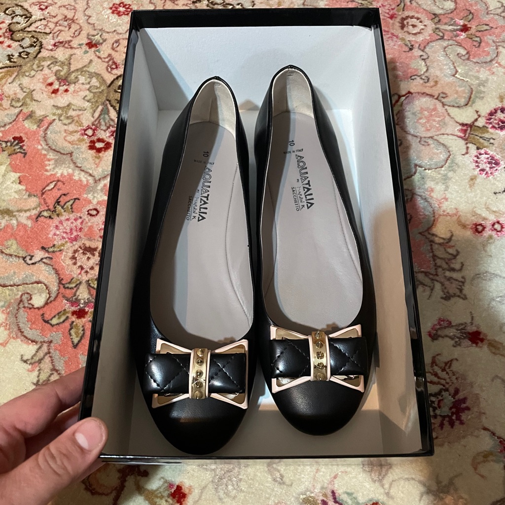 Bnib Aquatalia Stud And Bow Ballet Flats- Size 10